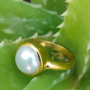 Silver pearl ring, Gift for her, Pearl Ring, Dainty Pearl Ring, Stacking ring, Promise Ring, Anniversary Gift, June Birthstone Ring, Gifts