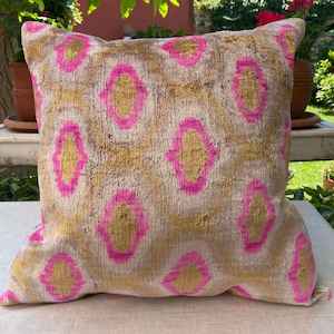 Pink-Yellow Square Ikat Velvet Pillow,50x50cm Silk Ikat Pillowcase, Ikat Cushion, Throw Pillows, Lumbar Pillows, Geometric Pillowcase