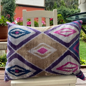 Silk Ikat Pillowcase,Ikat Velvet Pillow,60x42cm  Ikat Cushion, Throw Pillows, Lumbar Pillows, Geometric Pillowcase, Boho Pillow