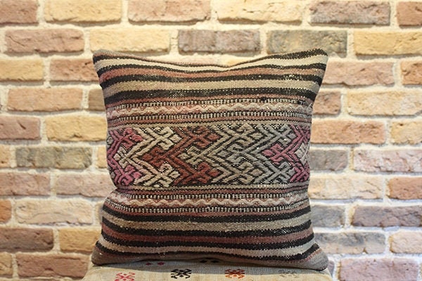 Vieux Oreiller kilim,
