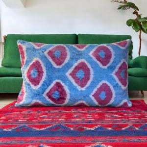 Decorative Ikat Velvet Pillow,60x38cm Silk Ikat Pillowcase, Ikat Cushion, Throw Pillows, Lumbar Pillows, Geometric Pillowcase, Boho Pillow