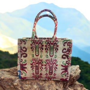 Handwoven Ikat Silk Velvet Bag, Elegant Ikat Tote Bag, Luxurious Tote, Handmade Silk Shoulder Bag,Free Shipping