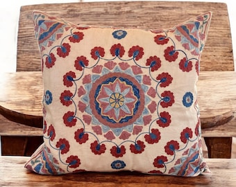 刺繍入りスザニ枕カバー、シルク刺繍ウズベキスタンクッション、手織り