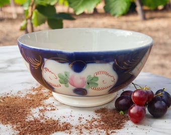 Vintage Uzbekistan Ceramic Bowl: Handpainted Decorative Bowl (17cm)