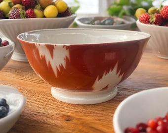 Vintage Ikat Ceramic Bowl: Hand-Painted Uzbek Design (15cm)