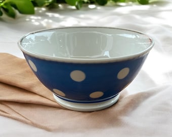 Vintage Uzbek Ceramic Bowl: Hand-Painted Decorative Bowl (17cm)