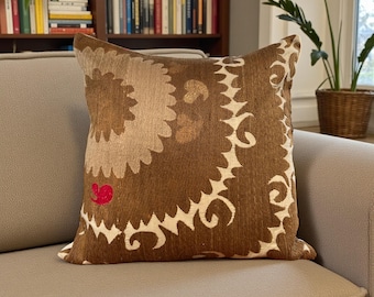 Vintage Hand bestickt Brown Suzani Kissen, 50 x 50 cm Tribal Textile Decor