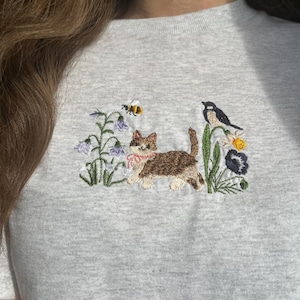 -shirt Spring Cat Wildflower Meadow | Cadeau pour amoureux des chats