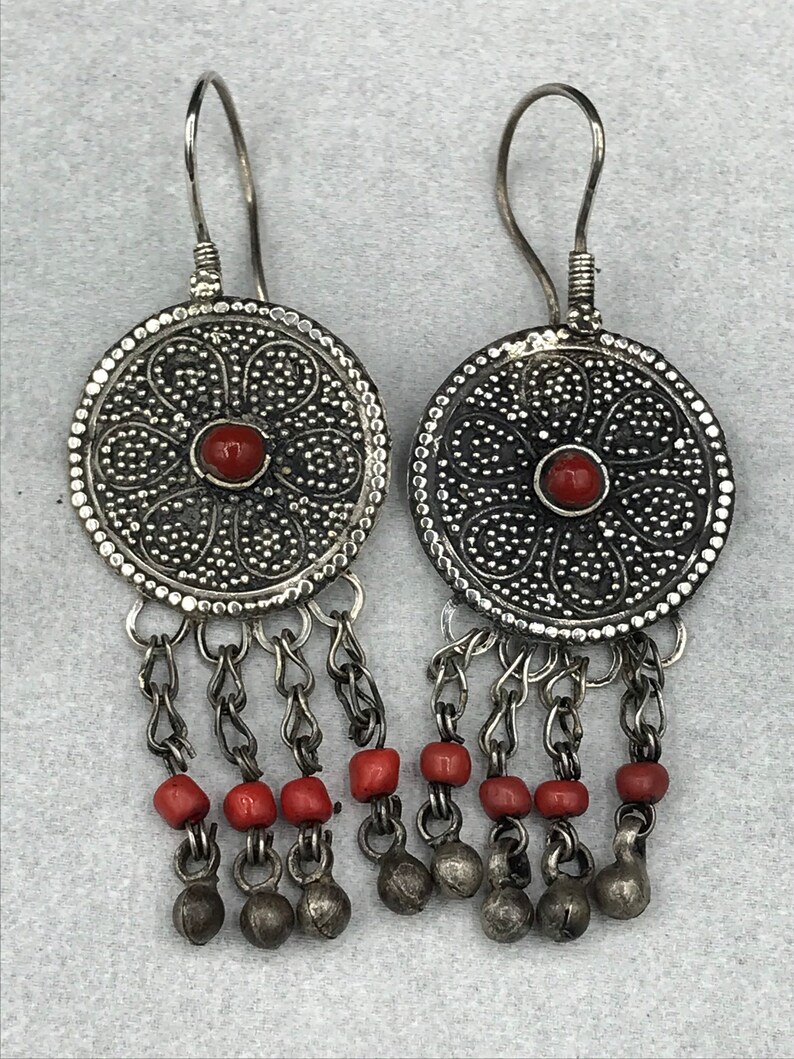 Handmade earrings from Afghanistan with glass