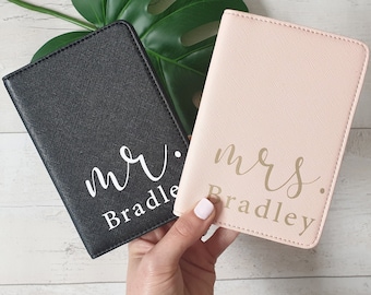 Mr & Mrs Passport Holder and Luggage Tag, Mrs Gift, Mr Gift, Gift for Couples, Passport Cover and Luggage Tag, Wedding Gift, Passport Wallet