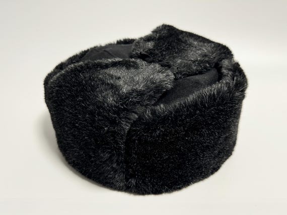 Luxurious Faux Fur Trapper Hat Winter Warm Ear Flaps Buckle Closure Chic Fur Trapper Hat With Ear Flaps Warm Winter Ushanka Hat For  main image 4