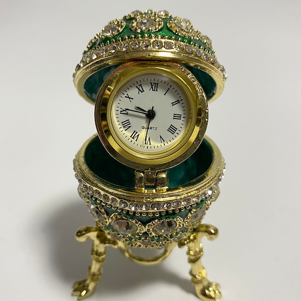 Horloge Oeuf Fabergé Décorative dans une Boîte, Boîte en Métal Émaillé avec Cristaux Swarovski 2,8 pouces (7 cm)