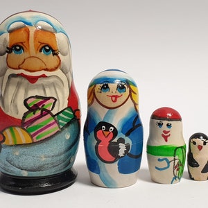 Christmas Nesting Dolls for Kids Matryoshka Babushka Doll Stacking Dolls Wooden Santa Claus Figurine 4.2 inch (10.5 cm)