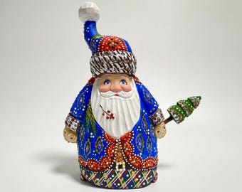 Hand Carved Wooden Santa Claus Figurine, Wood Carving Father Frost, Ukrainian Christmas Decor 7.6 inch (19 cm)