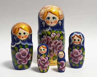 Nesting Dolls Matryoshka Babushka Doll Stapelpoppen 7 inch (18 cm)