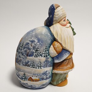 Figurine en bois du père Noël avec grand sac, figurine du père Noël sculptée à la main, poupée ukrainienne du père Noël Frost, art de la sculpture sur bois 5,6 pouces 14 cm image 6