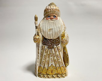 Hand Carved Wooden Santa Claus Figurine, Woodworking Gift, Ukrainian Christmas Decor 7.6 inch (19 cm)