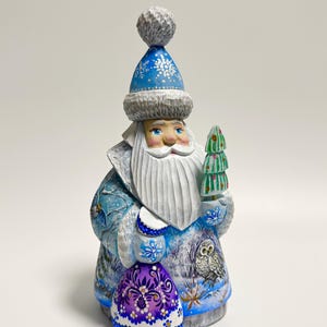 Hand Carved Wooden Santa Claus Figurine, Wood Carving Father Frost, Ukrainian Christmas Decor 9.2 inch (23 cm)