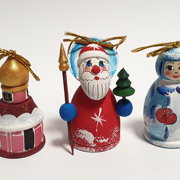 Christmas Tree Decorations Kit Hand Carved Wooden Christmas Ornaments Wood Carving Set of 3 Pieces
