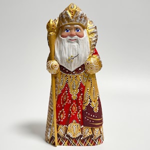 Hand Carved Wooden Santa Claus Figurine, Wood Carving Father Frost, Ukrainian Christmas Decor 7.4 inch (18.5 cm)
