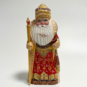 Hand Carved Wooden Santa Claus Figurine, Wood Carving Father Frost, Ukrainian Christmas Decor 7.6 inch (19 cm)
