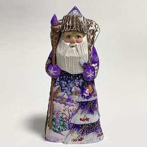 Hand Carved Wooden Santa Claus Figurine, Wood Carving Art, Ukrainian Christmas Decor 7.4 inch (18.5 cm)