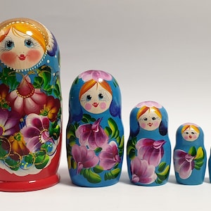 Nesting Dolls Matryoshka Babushka Doll Stacking Dolls 7 inch (18 cm)