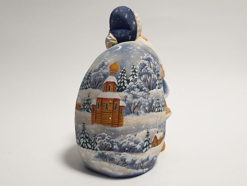 Figurine en bois du père Noël avec grand sac, figurine du père Noël sculptée à la main, poupée ukrainienne du père Noël Frost, art de la sculpture sur bois 5,6 pouces 14 cm image 5