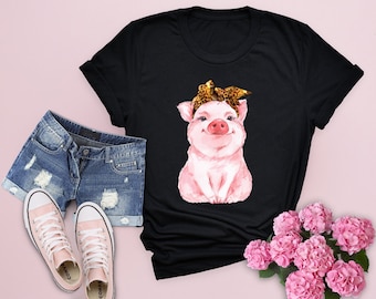 Cute Pig with Leopard Bandana T-Shirt, Pig T-Shirt, Pig Lovers T-Shirt, Cute Pig T-Shirt, Farmer T-Shirt, Farm Girl T-Shirt, Farmer Humor