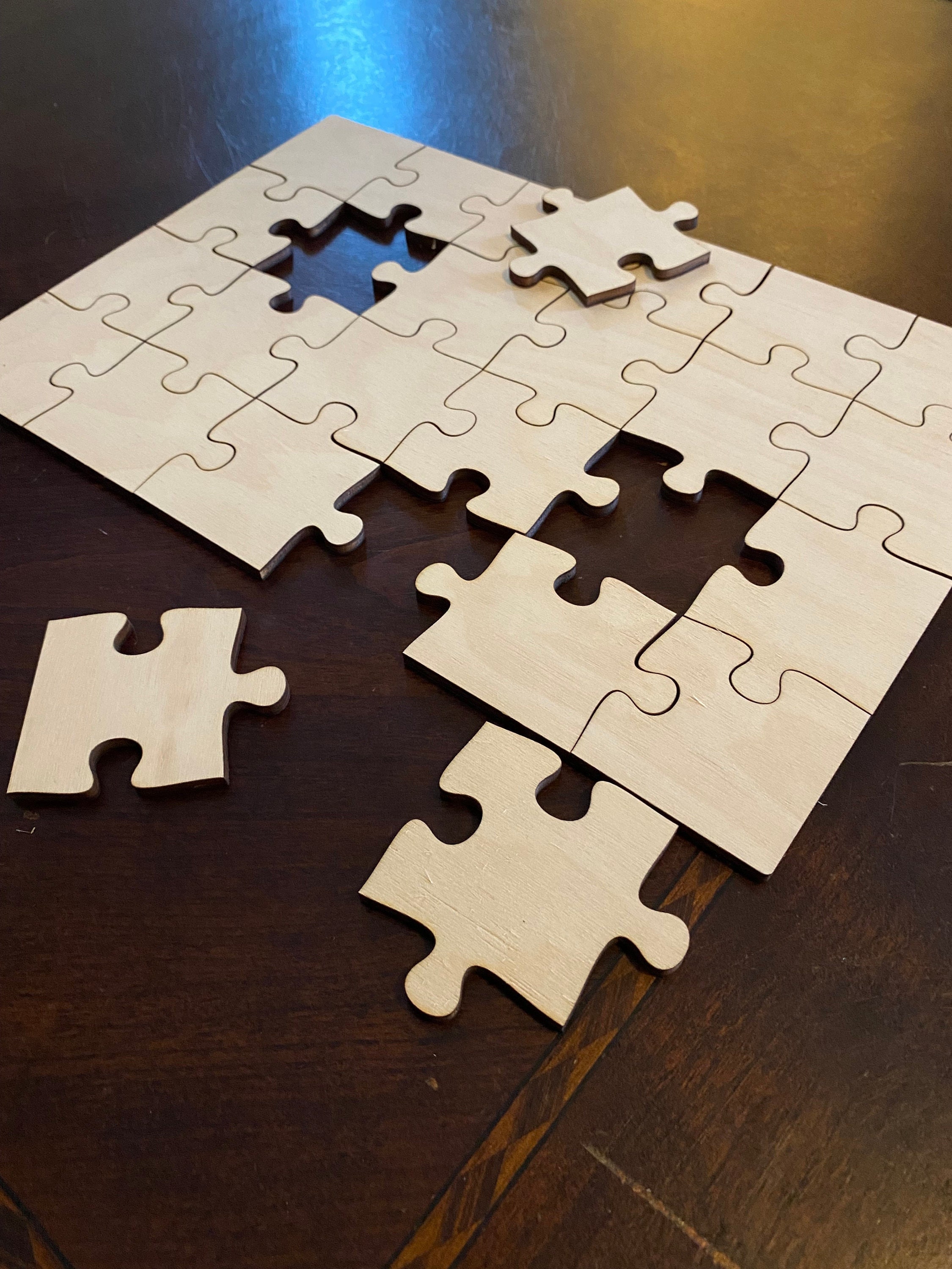 Blank Puzzle with 24 Pieces, Each Piece is Unique, Blank Wooden Jigsaw  Puzzles with Puzzle Tray for Crafts & DIY, Make Your Own Puzzle 11.7x8.8  Inches