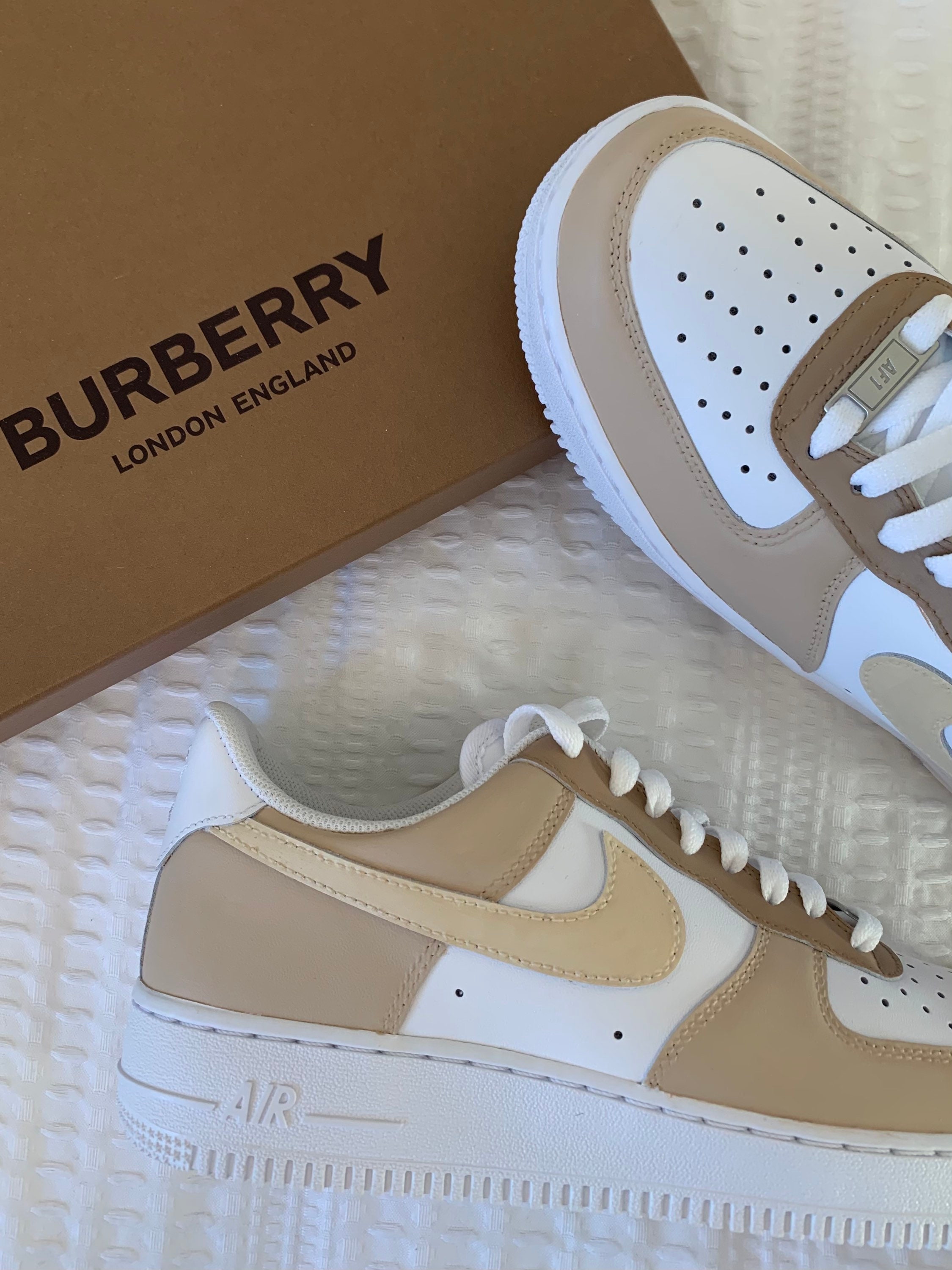 Beige Custom Nike Airforces | Etsy Nederland