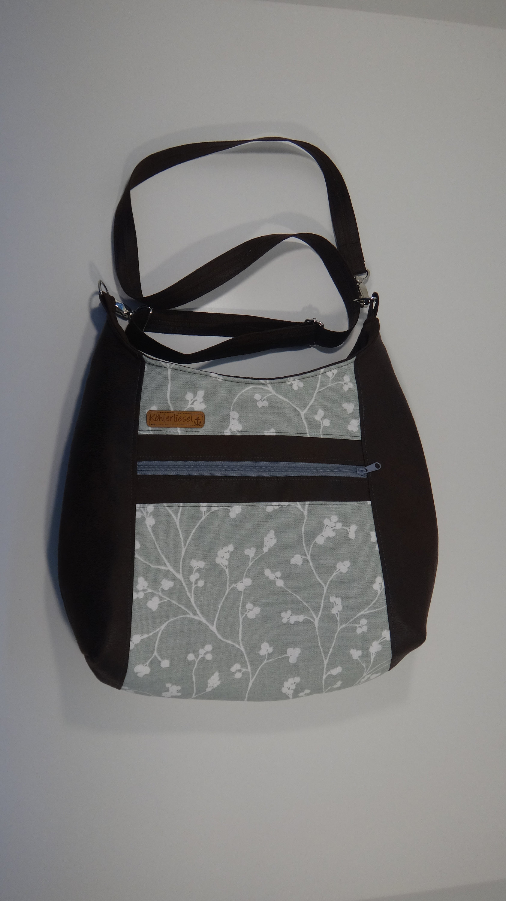 große handtasche grau