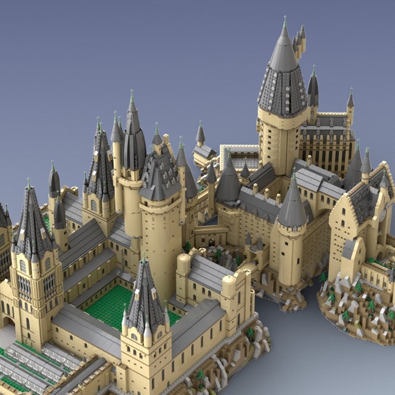 LEGO Hogwarts Castle (71043) split sections — Harry Potter Fan Zone