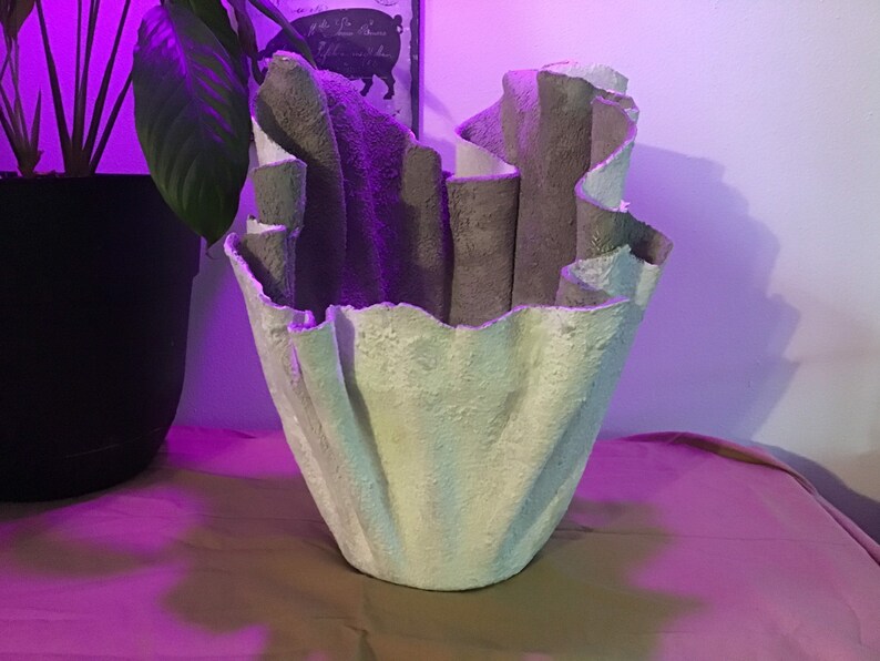 Cement planter white Cement planter white
