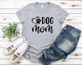 Camiseta de mamá de perro, camiseta de mamá de perro, regalo de mamá de perro, camiseta de mamá de perro, camiseta de mamá de perro, regalo para ella, amor animal, mamá peluda, camiseta de mamá de perro para mujer