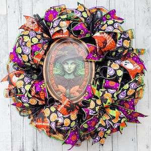 Witch wreath, halloween witch wreath, halloween wreath,halloween wreath for front door, witch decor, witch front door wreath,halloween decor