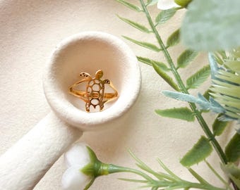 Anillo ajustable de tortuga dorada: una joya veraniega de estilo bohemio para la playa.