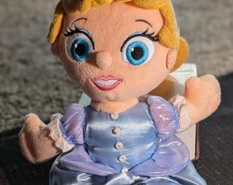 Vintage Disney Store Resort Exclusive Cinderella Princess Doll – Collectible Figure – Retired