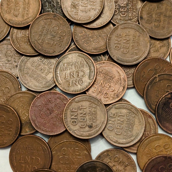 Roll of 50 Assorted Wheat Pennies 1940's, 1950's