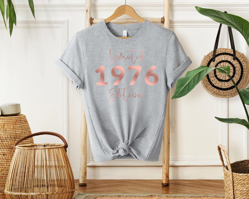 1976 Birthday TShirt UK, 50th Birthday Gifts for Women, 50th Birthday Tshirt, Vintage 1976 Birthday Shirt, Birthday Gift for Mum Grandpa heather grey