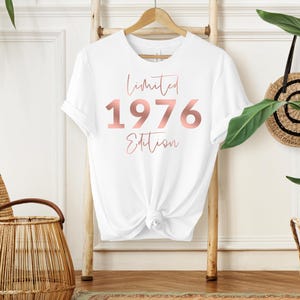 1976 Birthday TShirt UK, 50th Birthday Gifts for Women, 50th Birthday Tshirt, Vintage 1976 Birthday Shirt, Birthday Gift for Mum Grandpa white