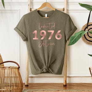 1976 Birthday TShirt UK, 50th Birthday Gifts for Women, 50th Birthday Tshirt, Vintage 1976 Birthday Shirt, Birthday Gift for Mum Grandpa green
