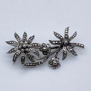 Vintage 800 silver marcasite floral brooch