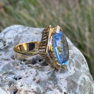 Vintage 9ct gold blue topaz ring, statement gold ring size M 1/2, 6.5