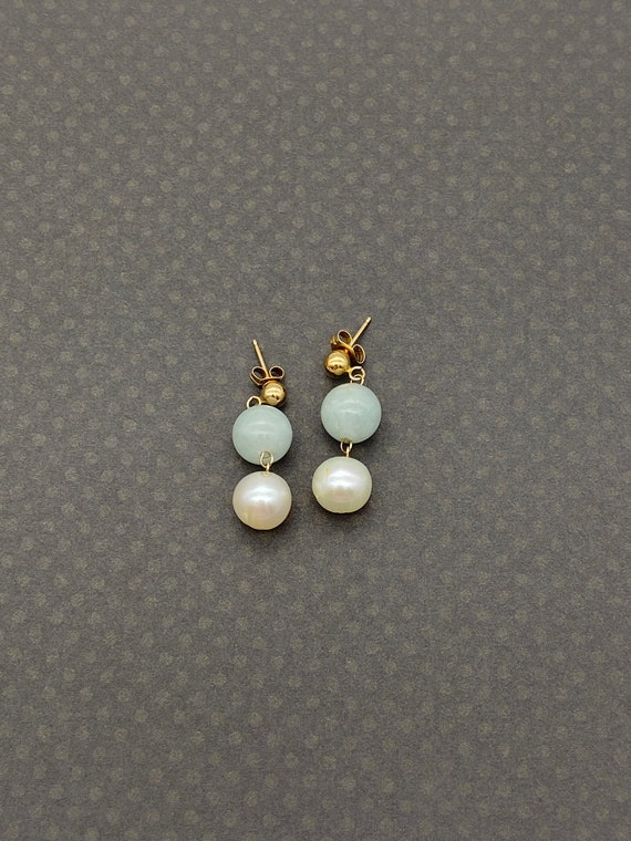 Vintage 14ct gold jade and pearl drop earrings - image 2
