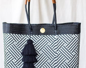 Handwoven Travel and Beach Tote, Sustainable Handmade Pool Bag, Artisan Made in Oaxaca