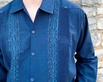 Mexican Traditional Guayabera for him, Linen Shirt for Men, Yucatan Guayabera, button up shirt from Yucatan, gift for him, Long Sleeve