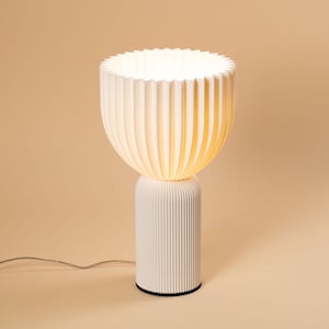 Lamp C • snow white • minimalist modern lamp • 3D printing • made of bioplastic