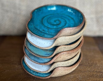 Ceramic spoon rest / wheel thrown spoon rest / pottery spoon rest