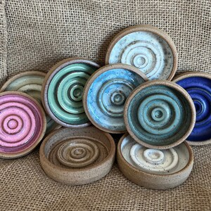 Ring or Key Dish Flower Patterned Handmade Ceramic Soap Bathroom Accessories Various Colours Ring or Key Dish Flower Patterned Handmade Ceramic Soap Bathroom Accessories Various Colours